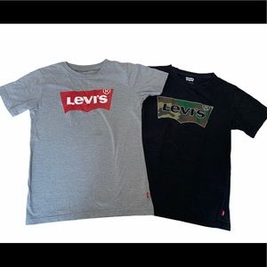Levi’s Tops